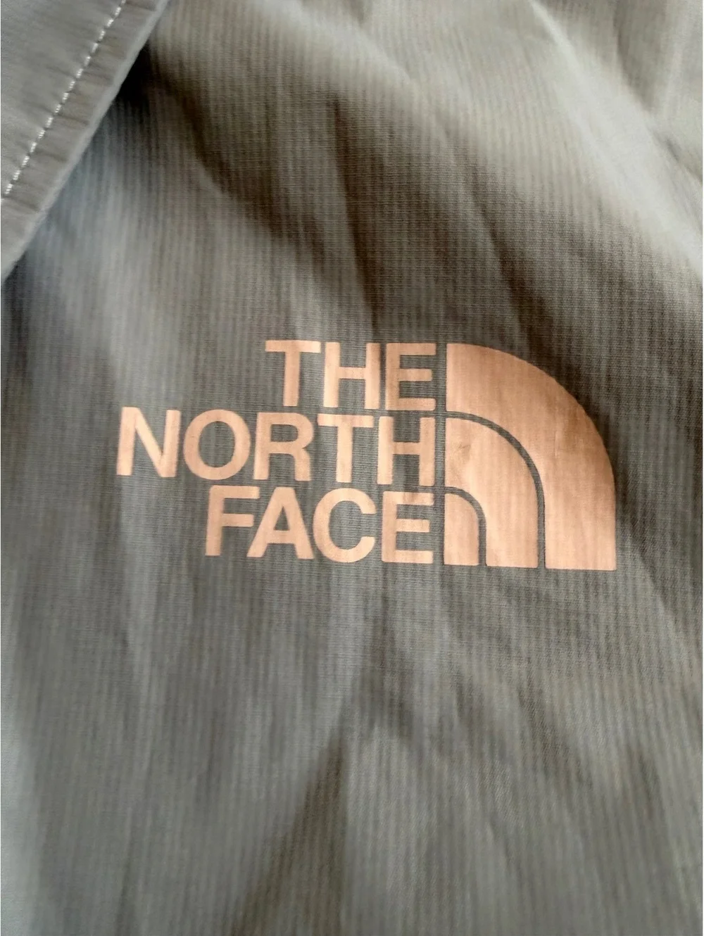 Men's The North Face International Collection Coach Jacket M MEDIUM grey / pink